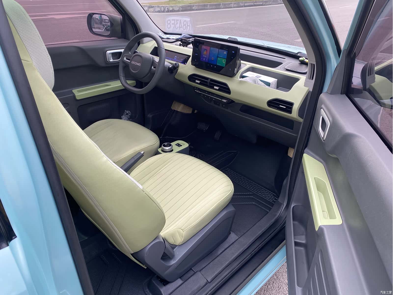 Geely Panda, 2023 все фото