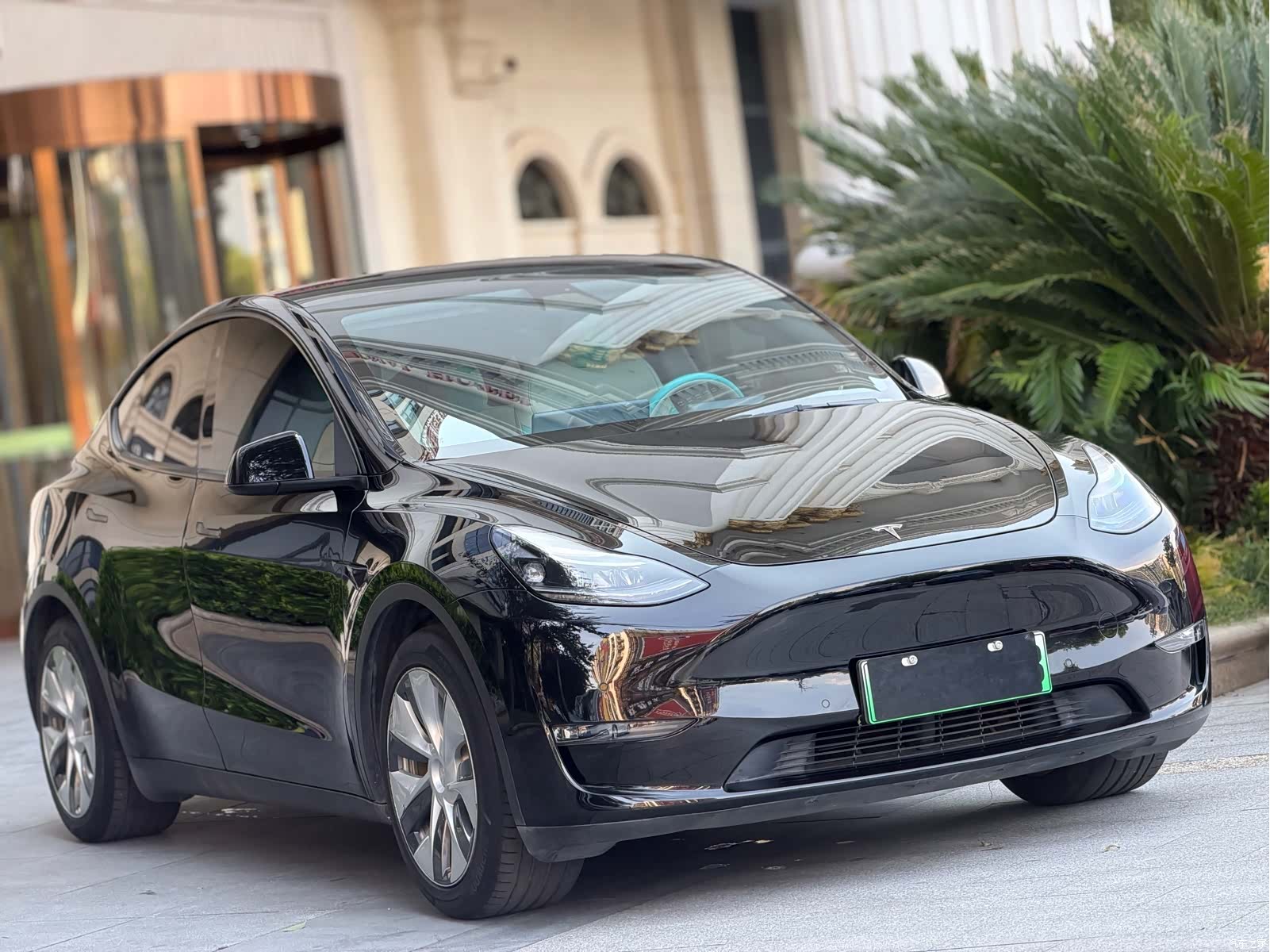 Tesla Model Y, 2022 3