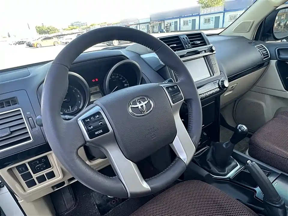 Toyota Prado