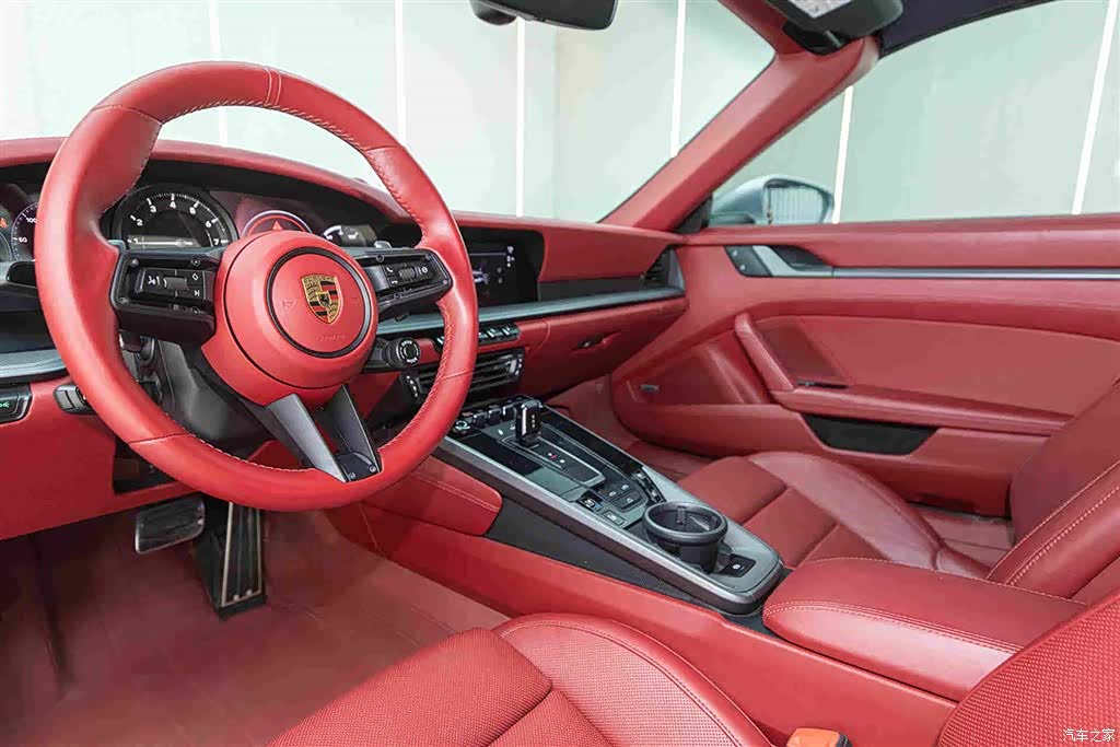 Porsche 911, 2022 19