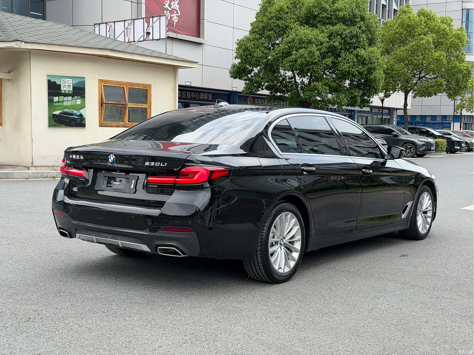 BMW 5 Series, 2018 все фото