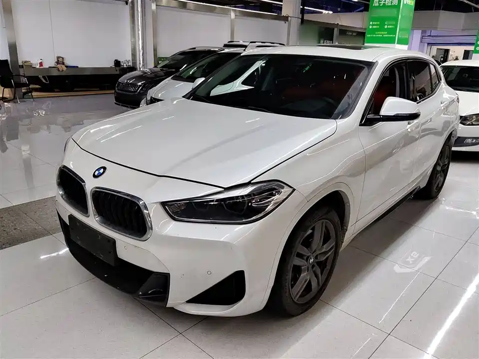 BMW X2