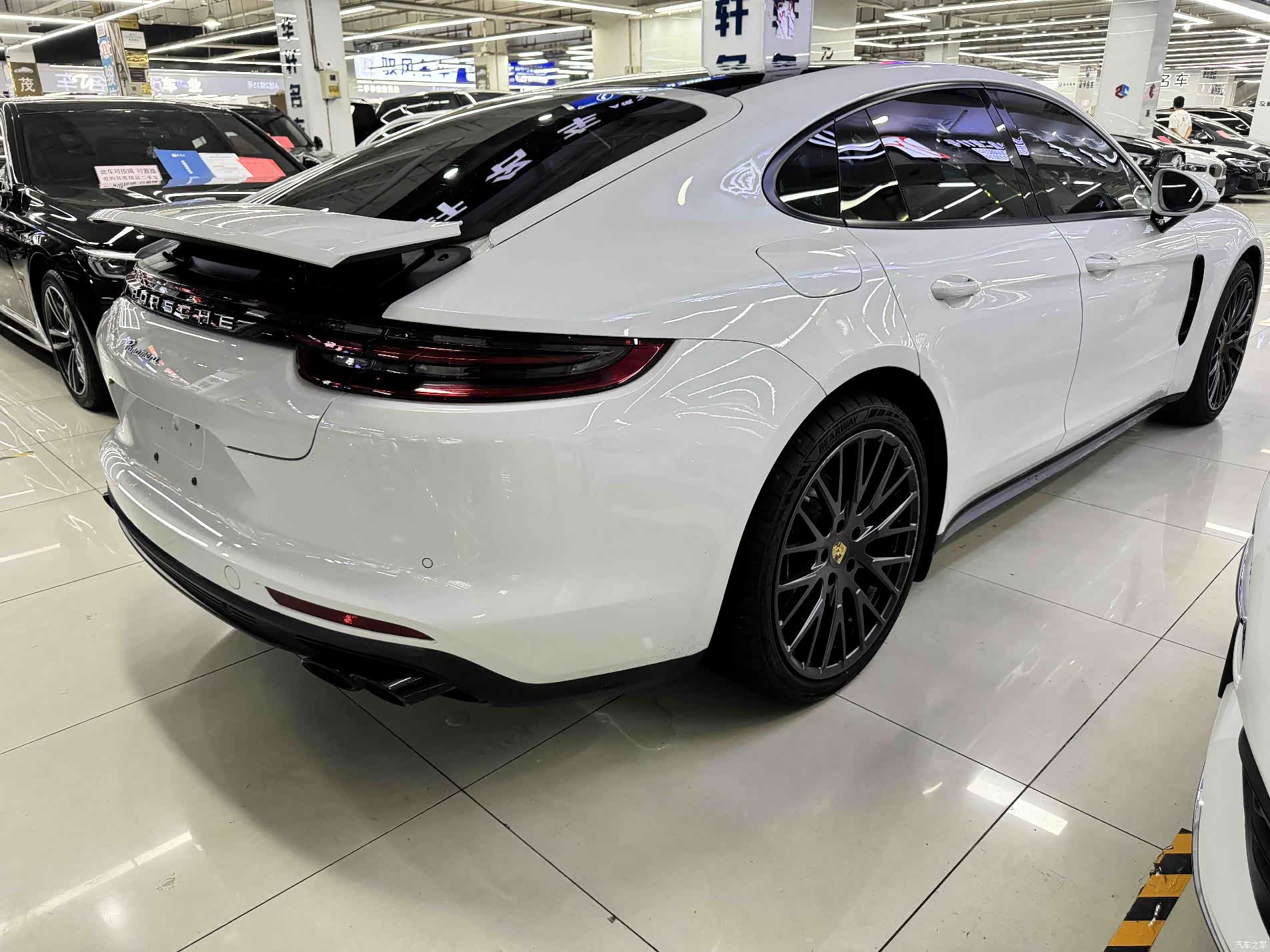 Porsche Panamera, 2019 10