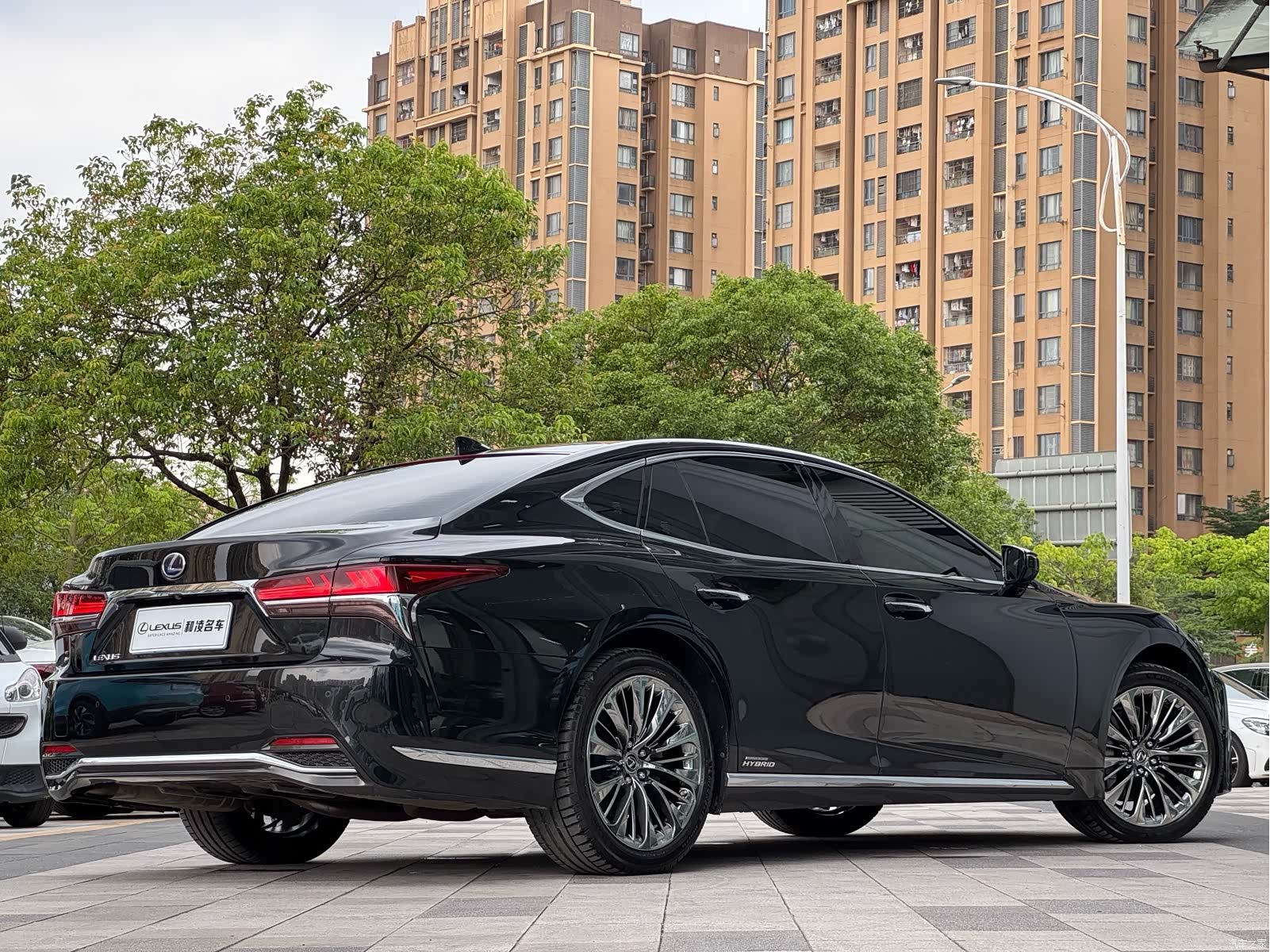 Lexus LS, 2019 6