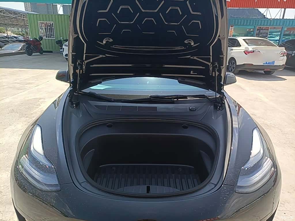 Tesla Model 3, 2023 20