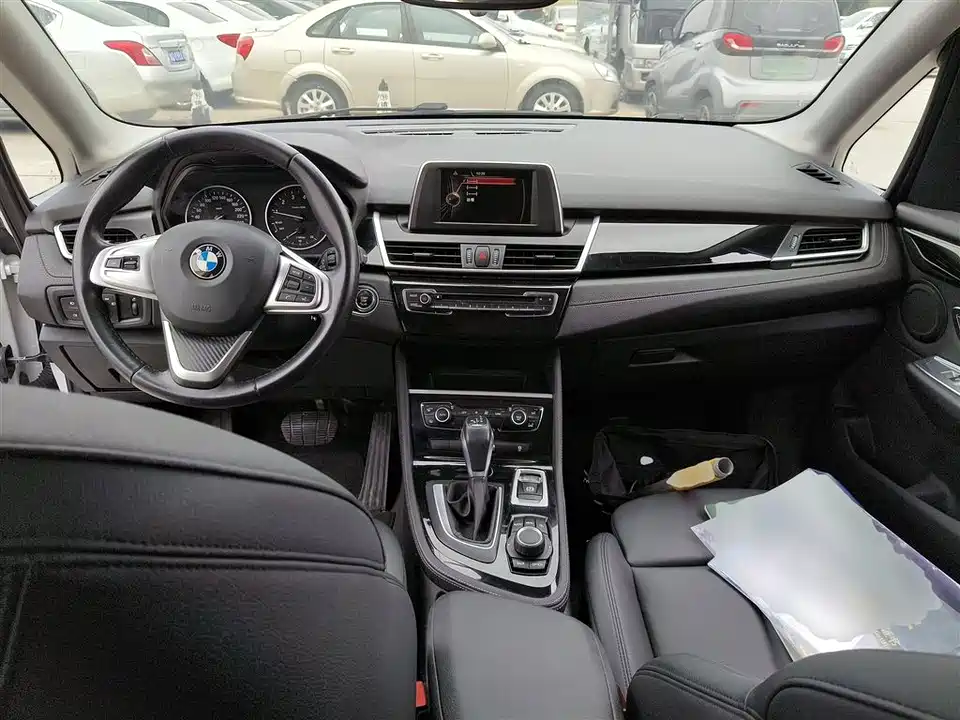 BMW 2 series station wagon