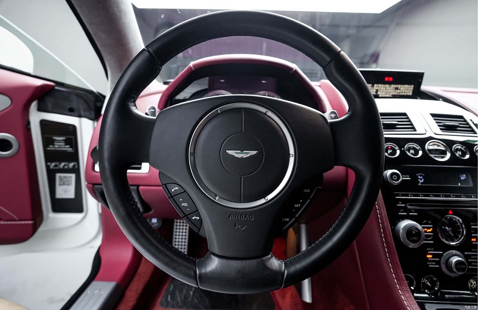 Aston Martin Rapide, 2016 16