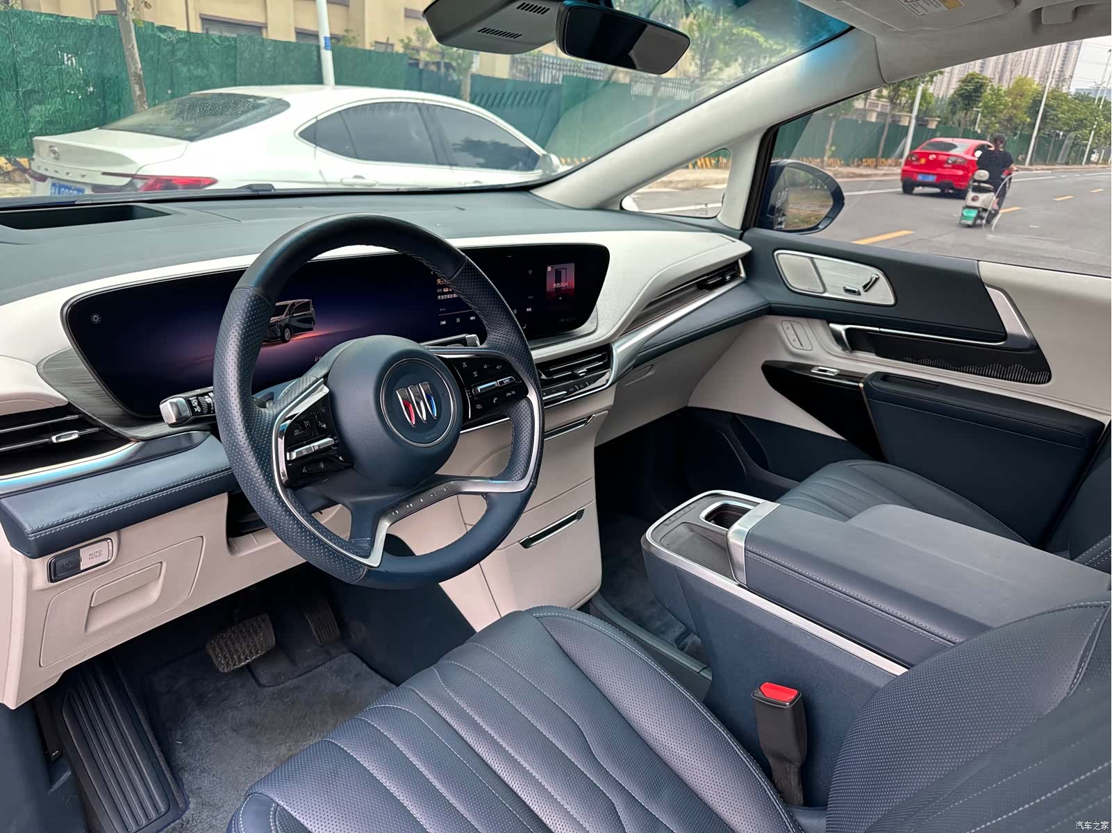 Buick Century, 2023 4
