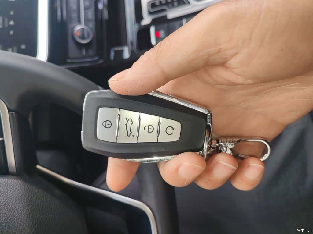 Geely Emgrand, 2021 17