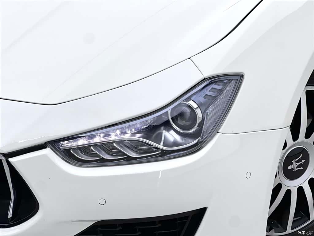 Maserati Ghibli, 2018 15