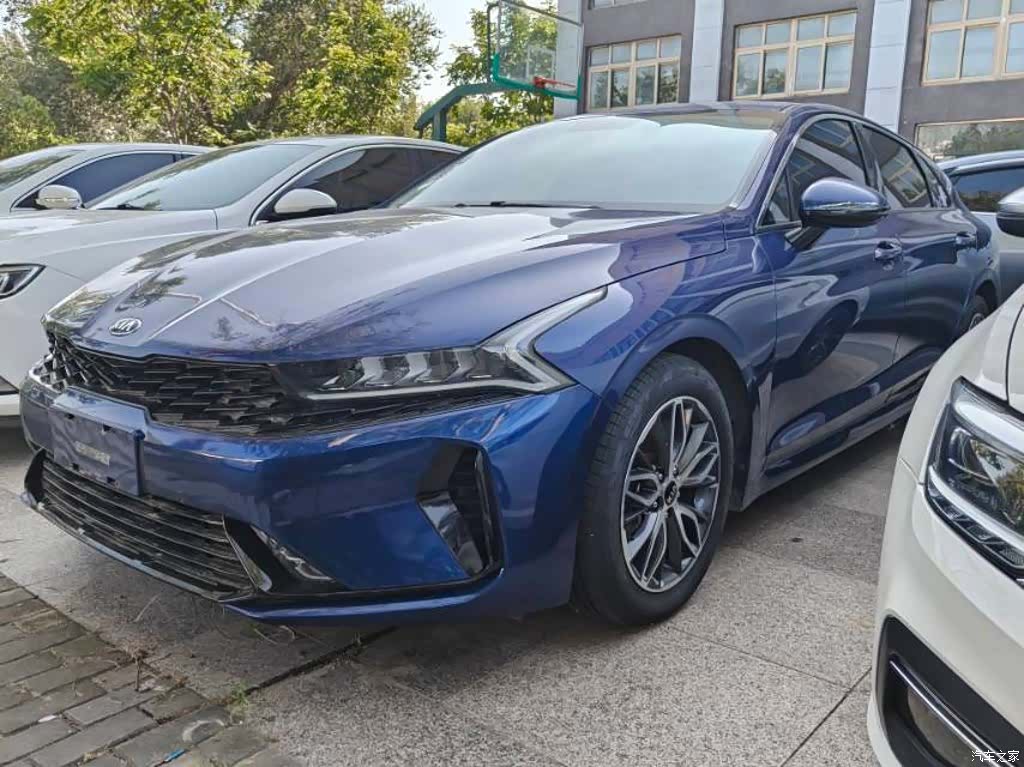 Kia K5, 2021 1