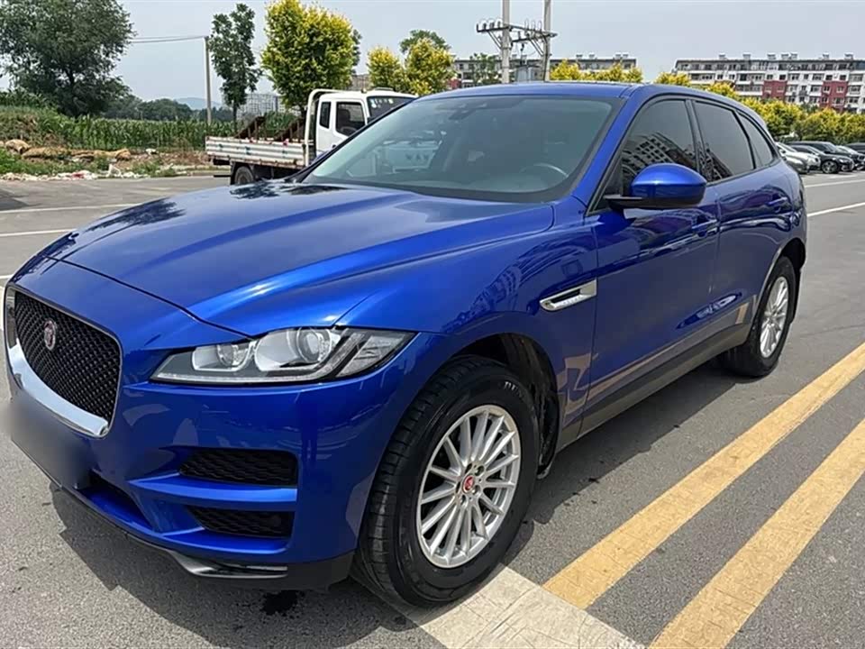 Jaguar F-PACE
