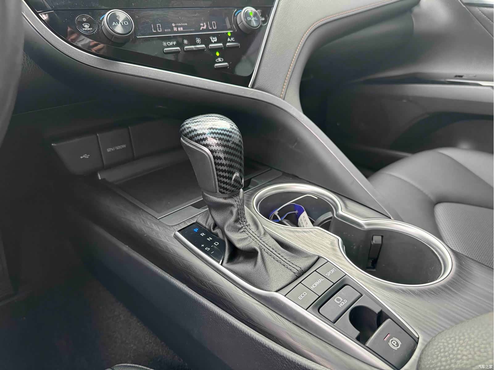 Toyota Camry, 2021 25