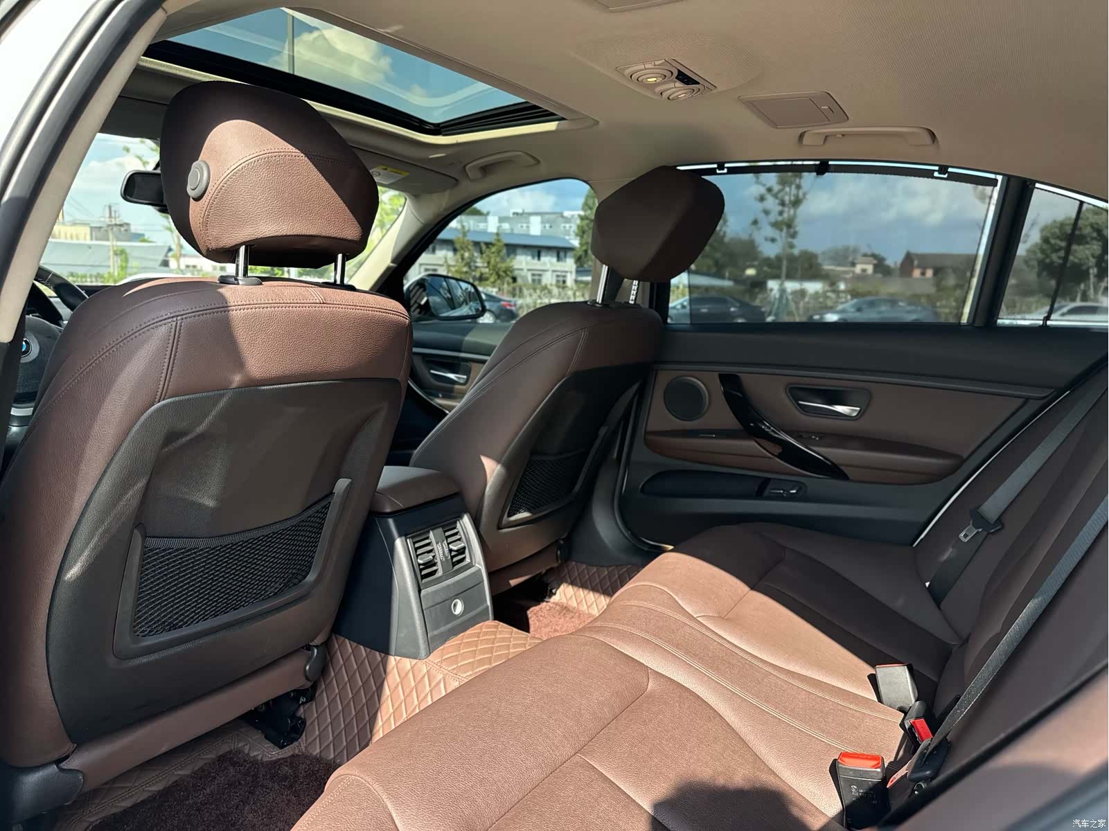 BMW 3 Series, 2019 11