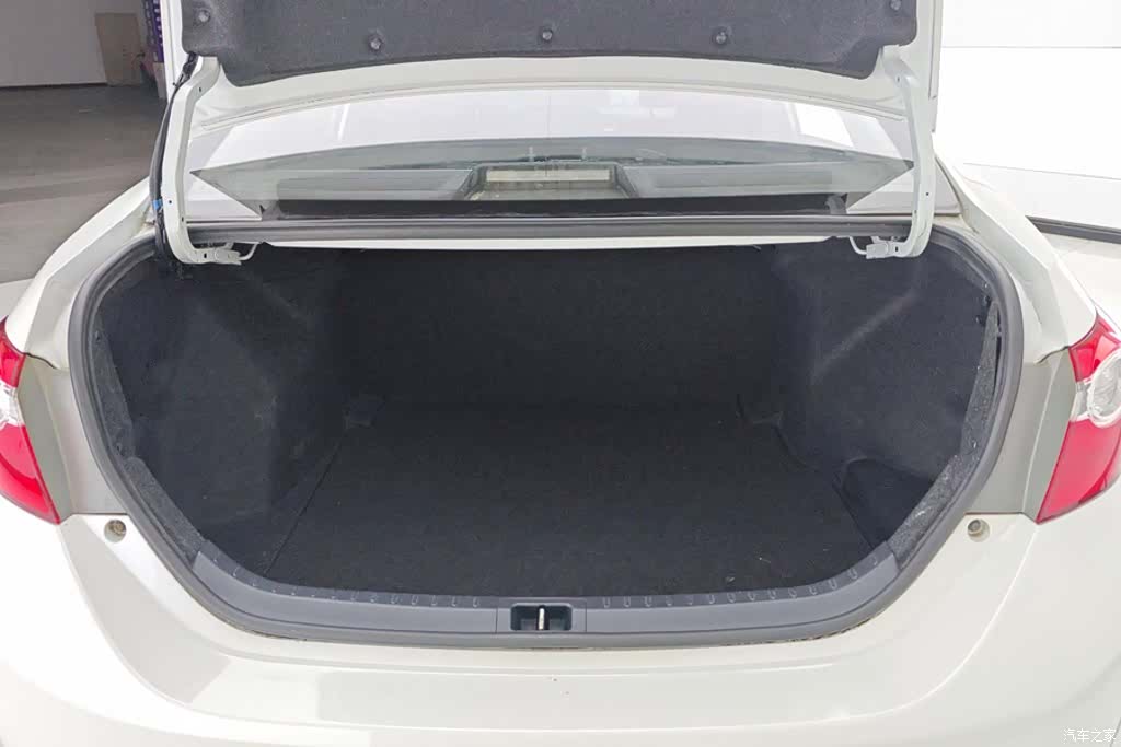 Toyota Levin, 2016 4