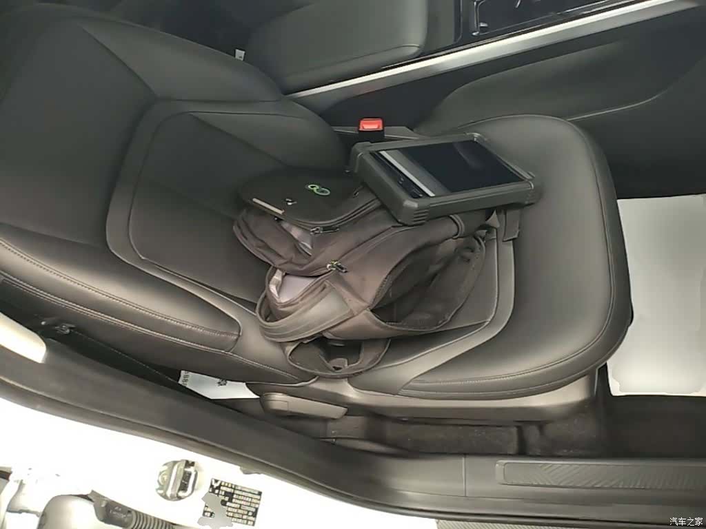 Wuling Starlight, 2025 25