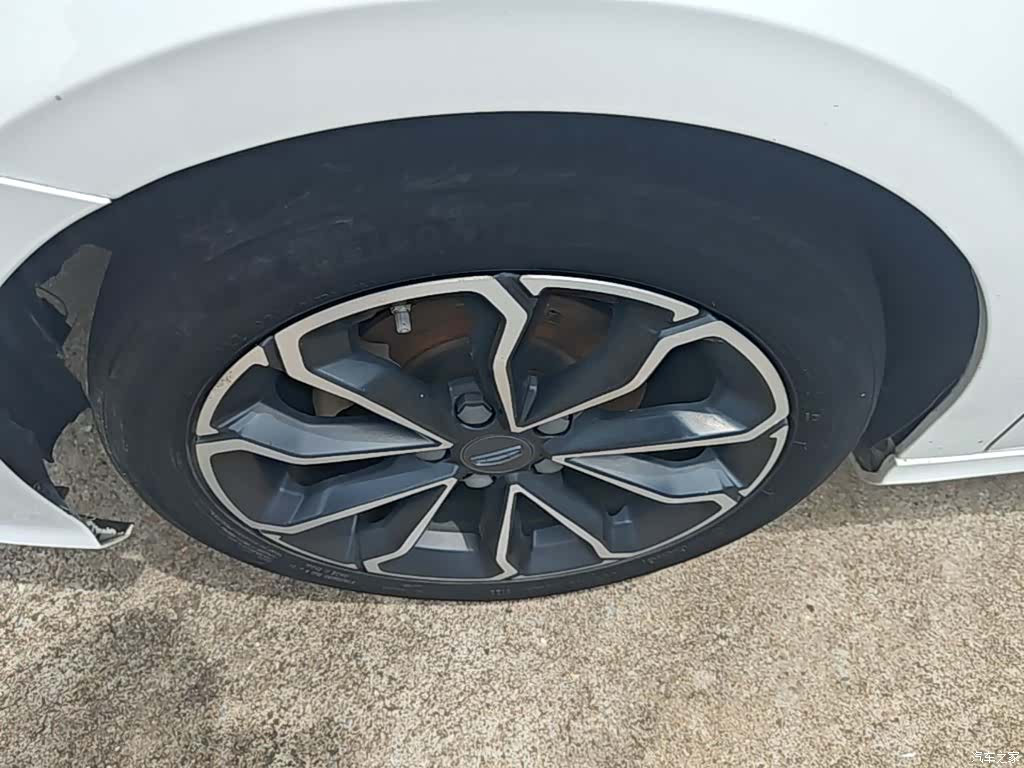 Geely Binray, 2021 23