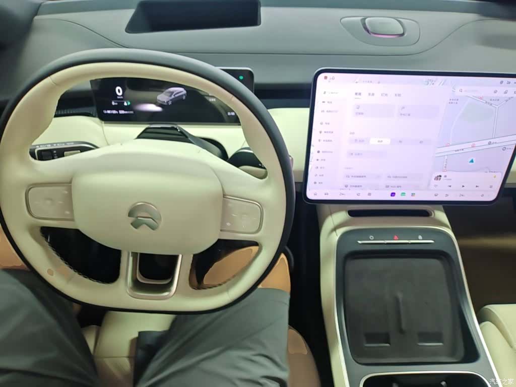 NIO ET5, 2025 10
