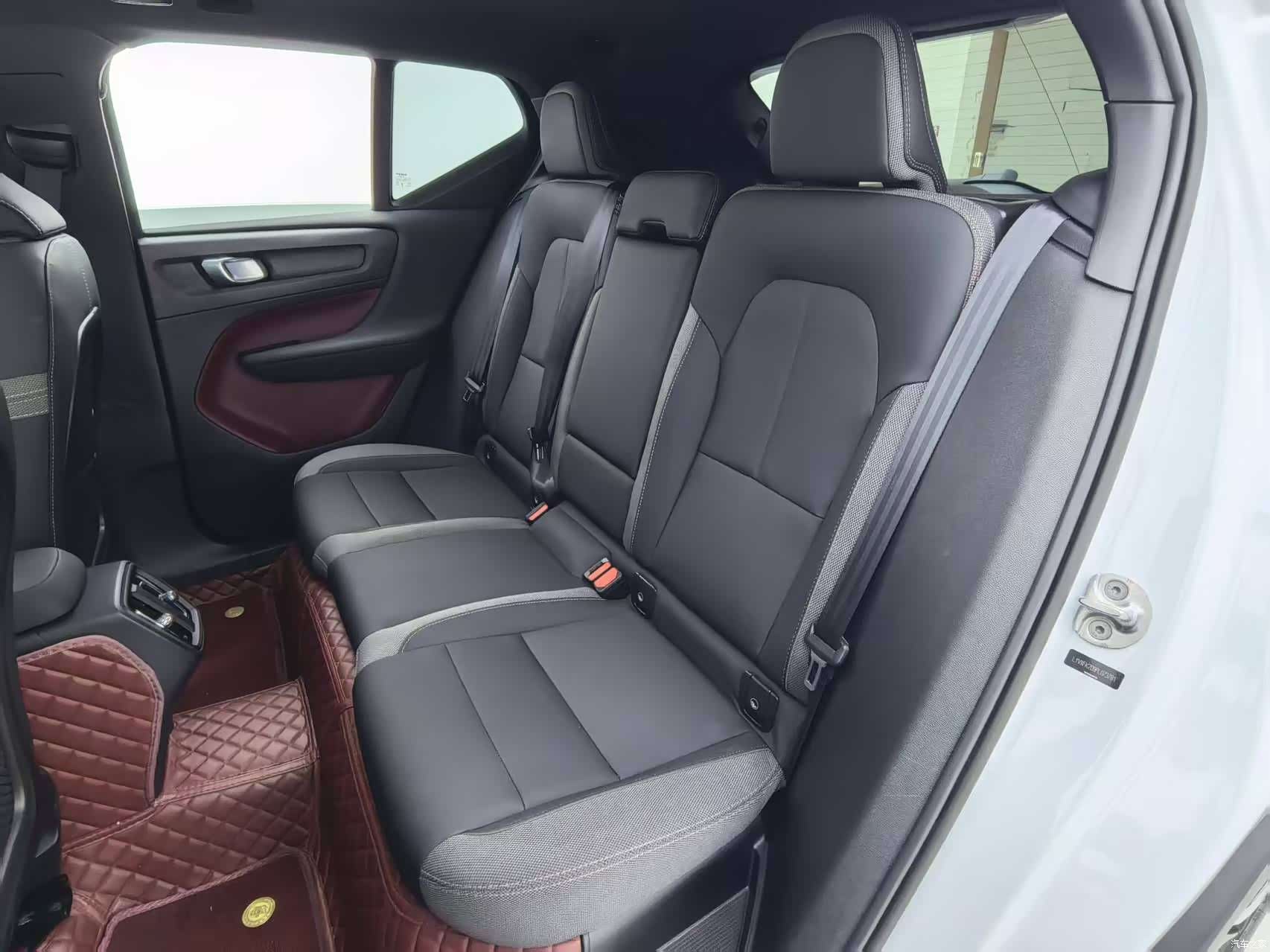 Volvo XC40, 2023 15