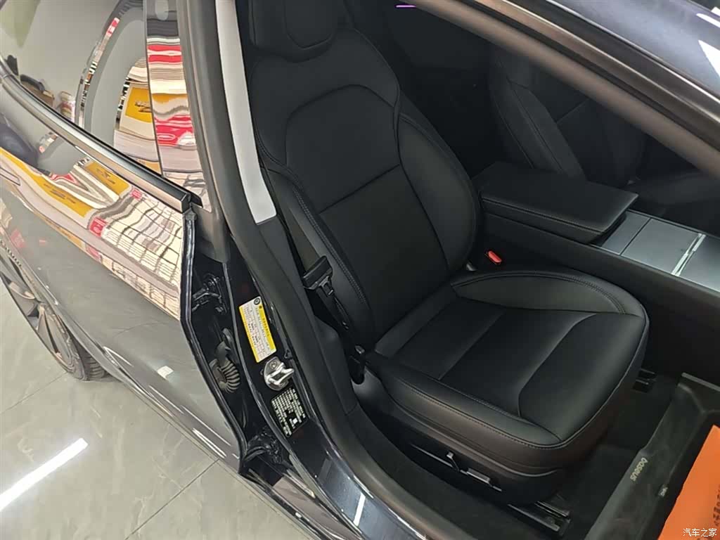 Tesla Model 3, 2025 25