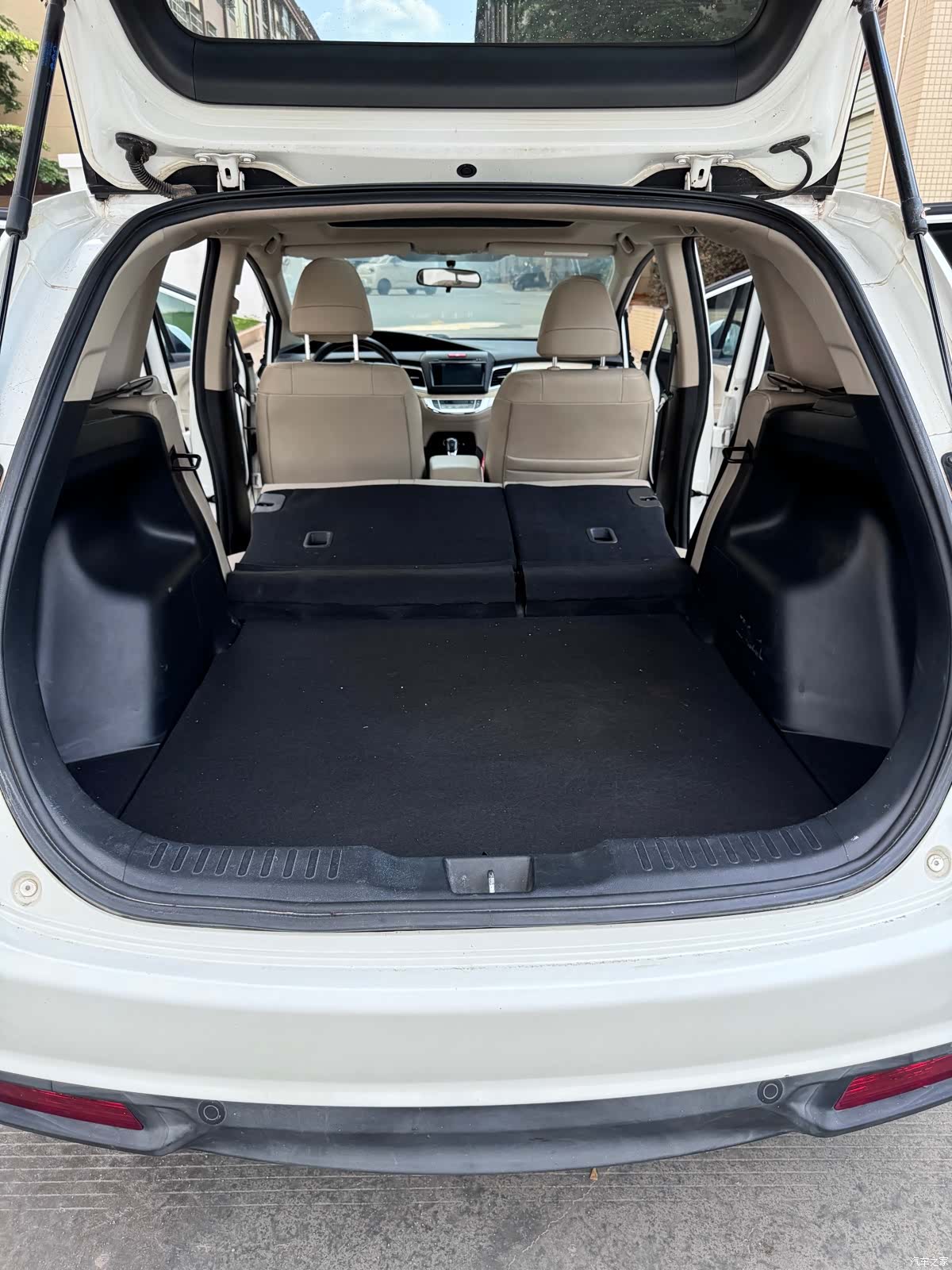 Honda Jade, 2014 16