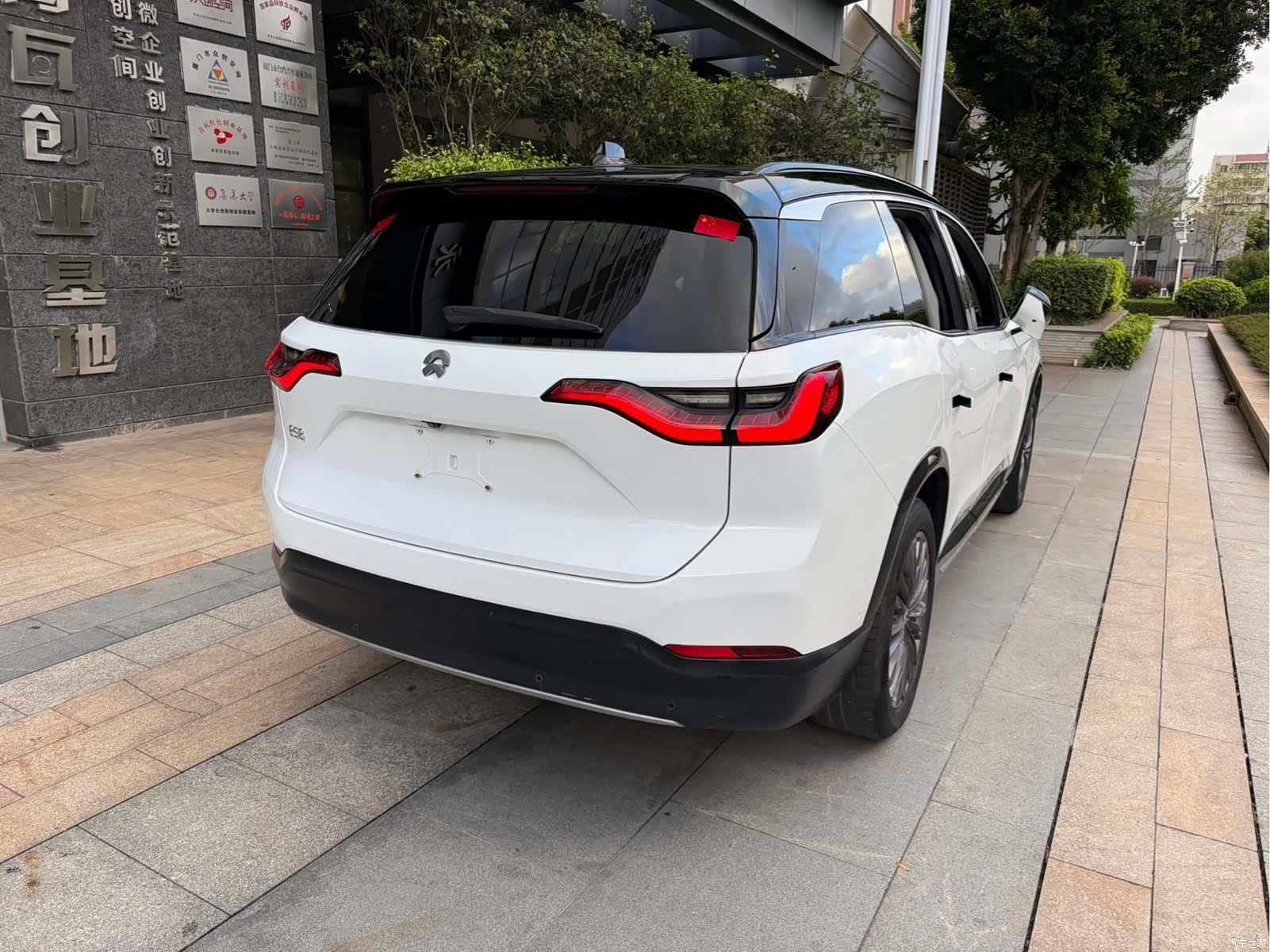 NIO ES8, 2019 7