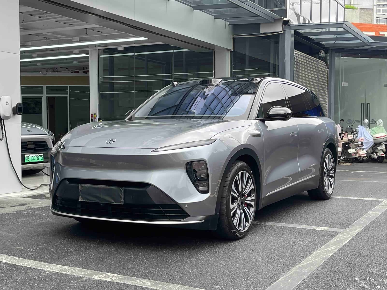 NIO ES8, 2024 1