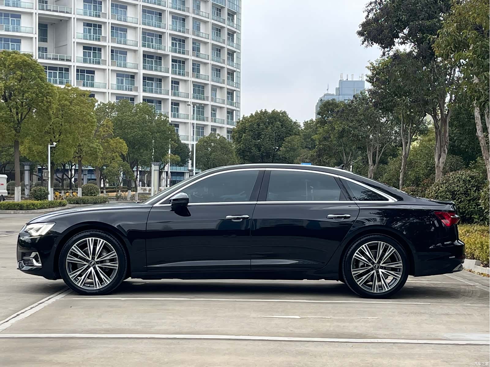 Audi A6L, 2023 3