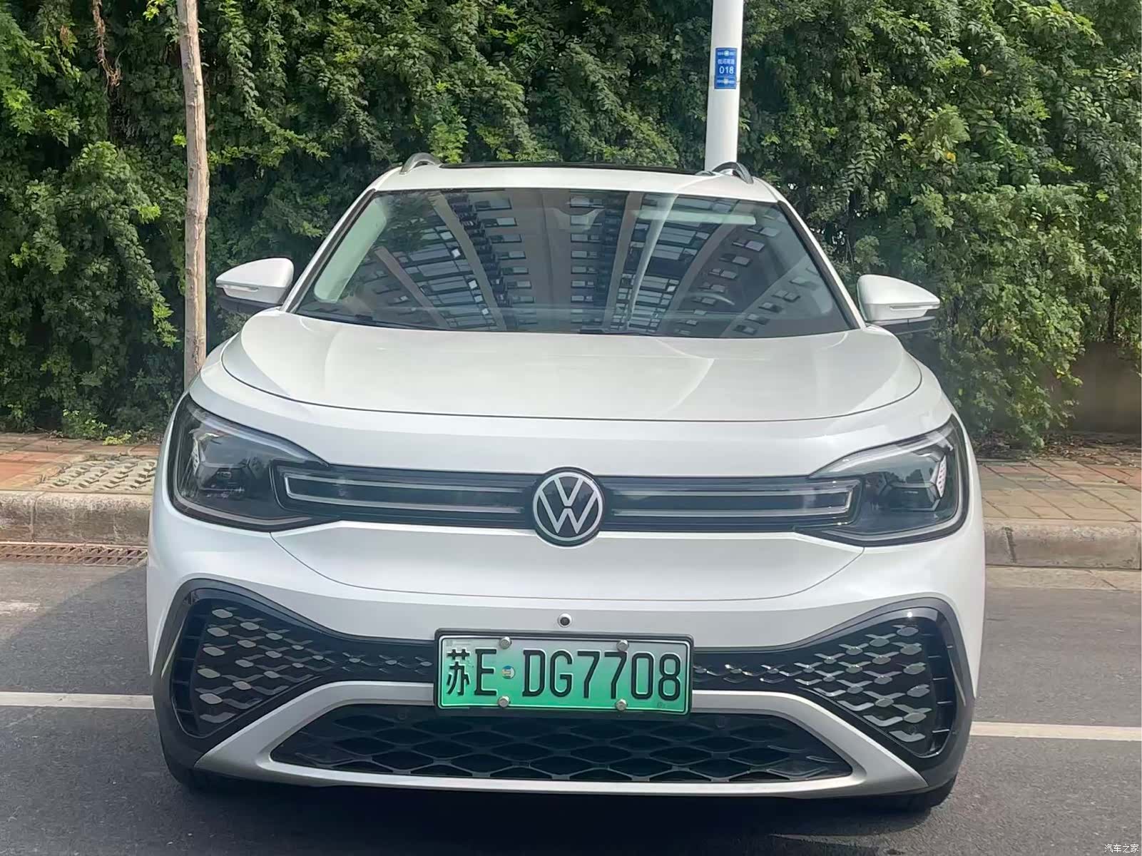 Volkswagen ID.6, 2022 2