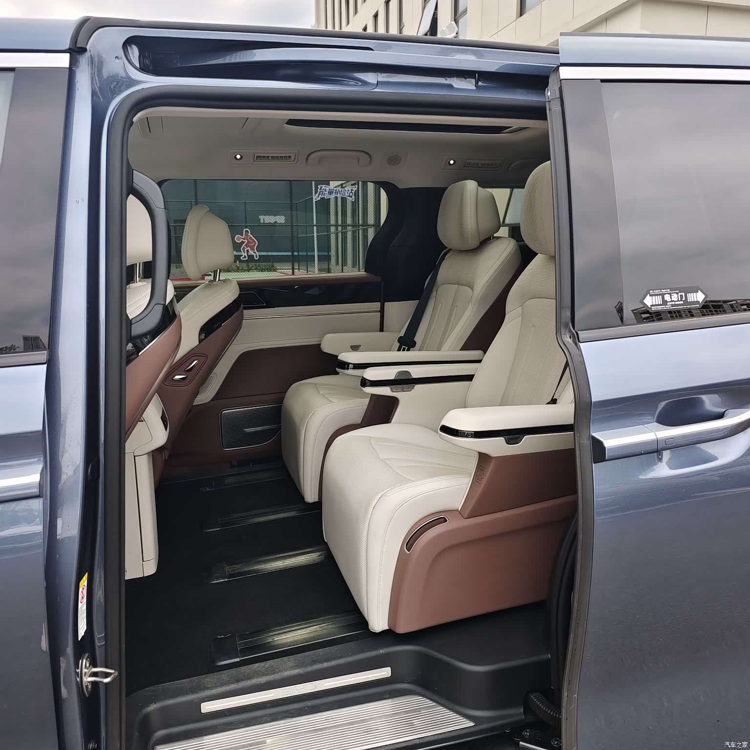 BYD Xia, 2025 все фото
