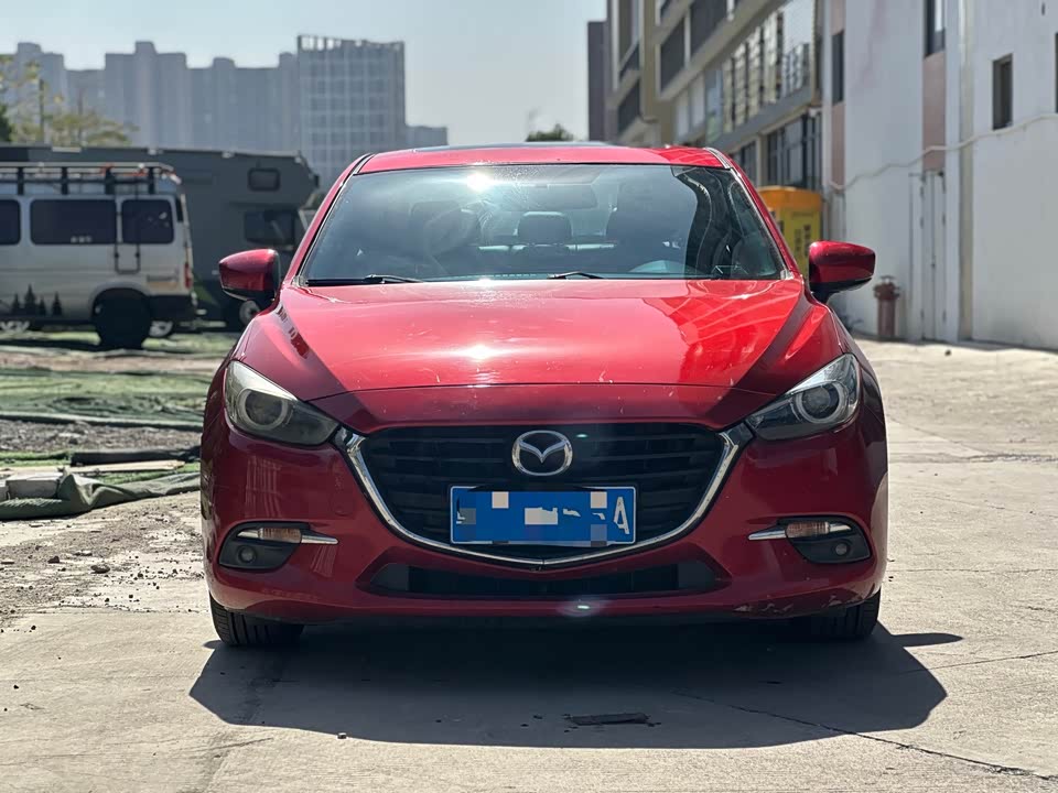 Mazda 3 Angkesaila