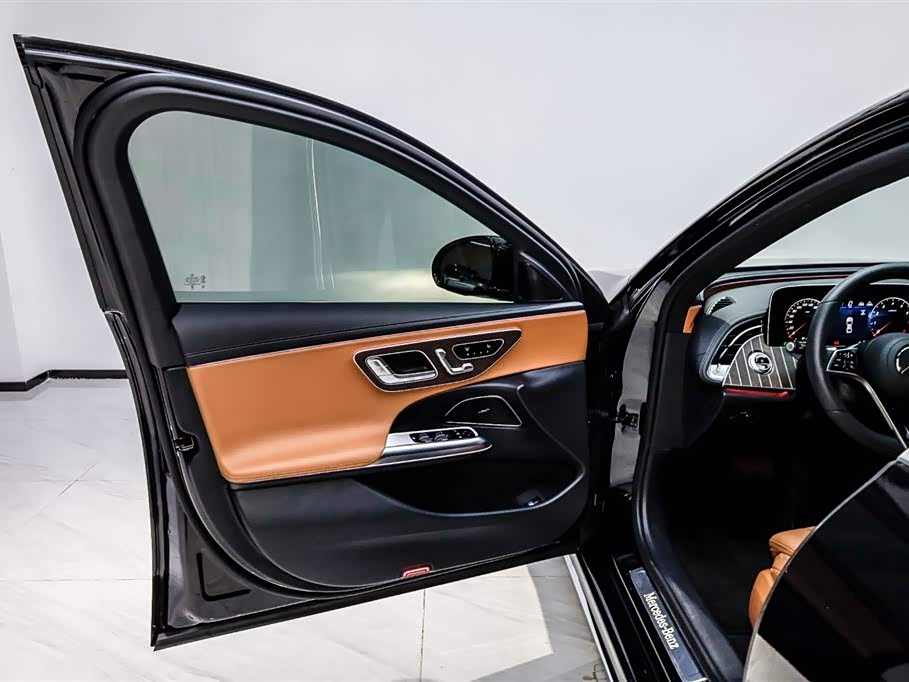 Mercedes-Benz E-class Mercedes-Benz E-class