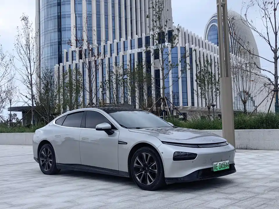 XPENG P7