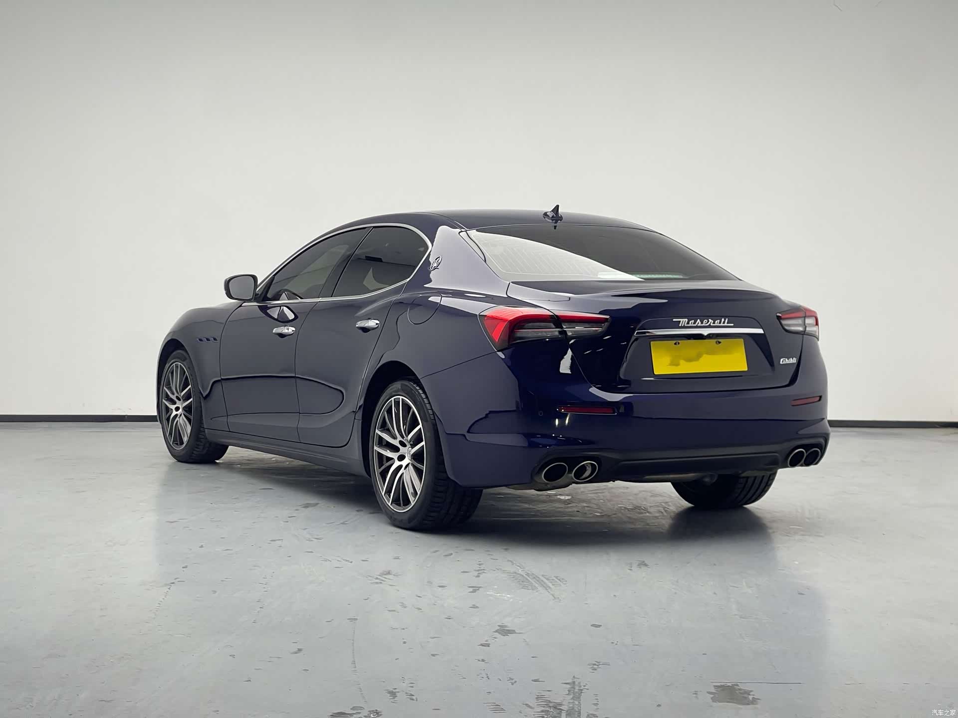 Maserati Ghibli, 2021 все фото