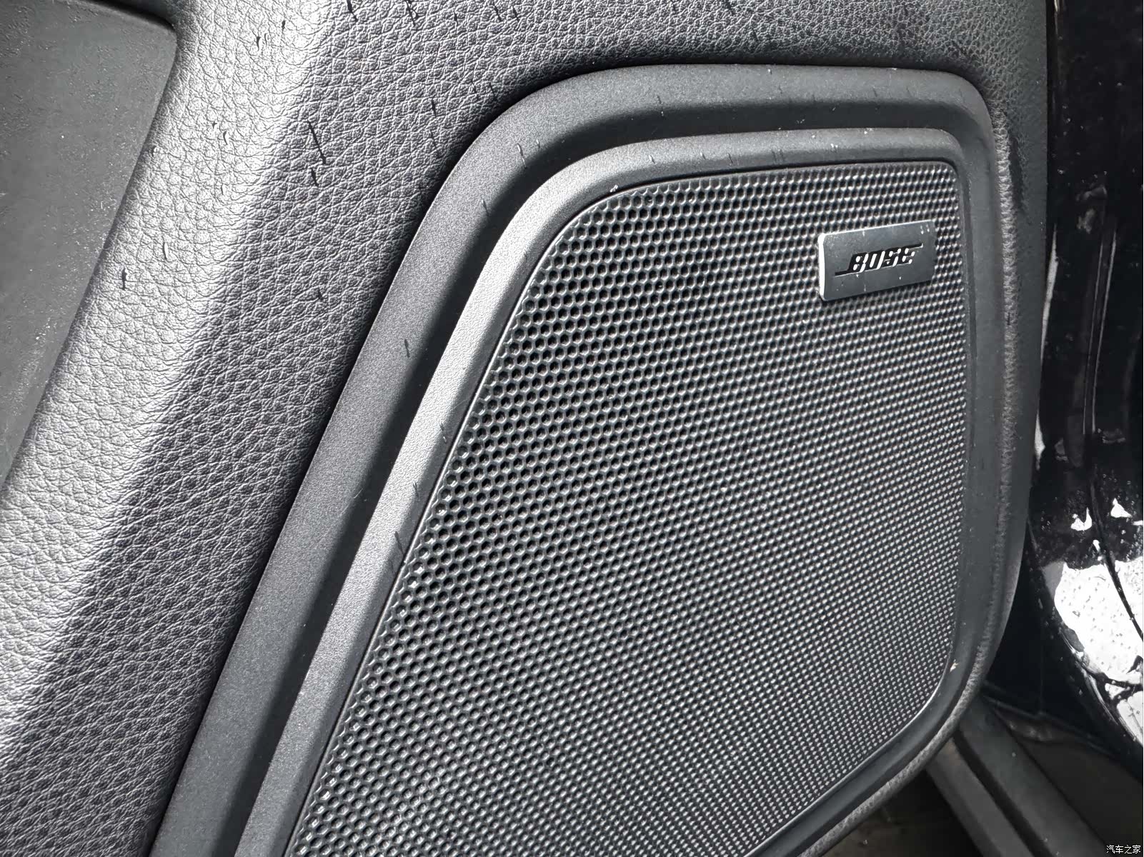 Porsche Macan, 2022 11
