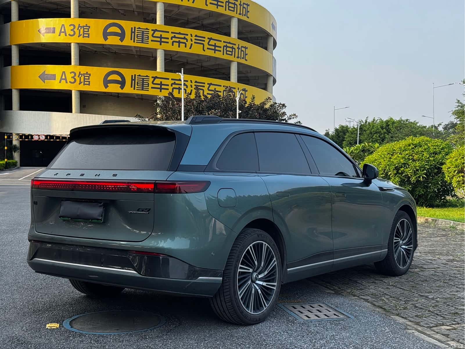 Xpeng G9, 2025 7