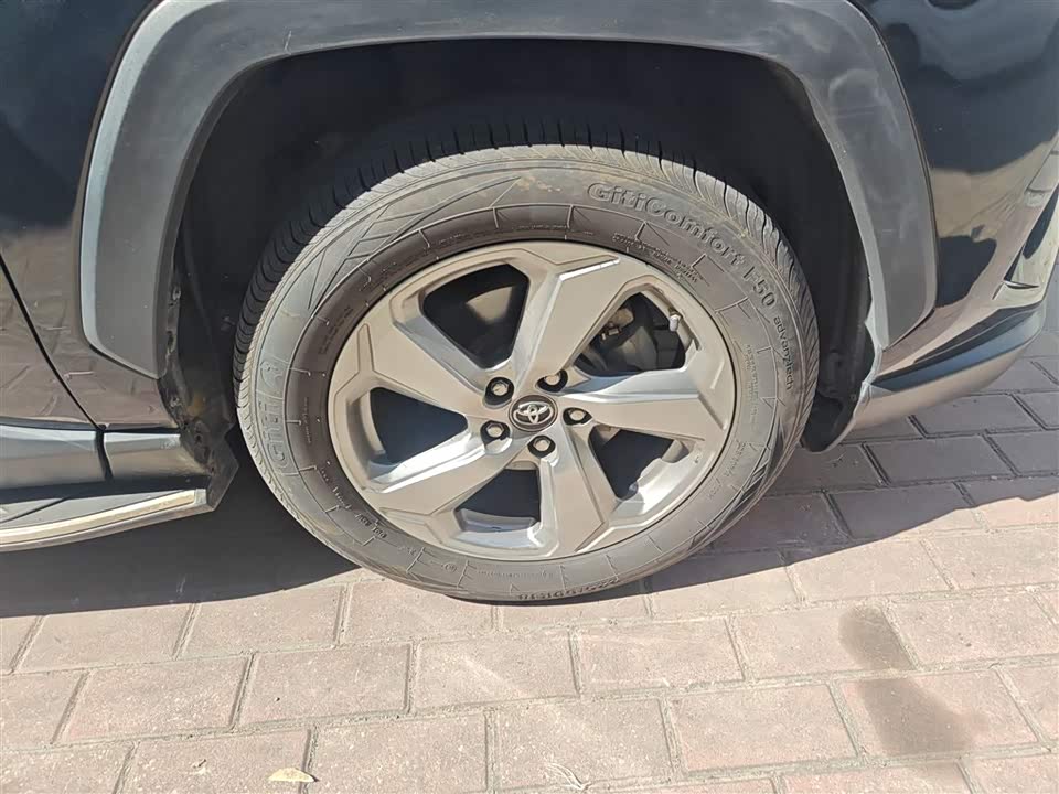 Toyota RAV4 Rongfang