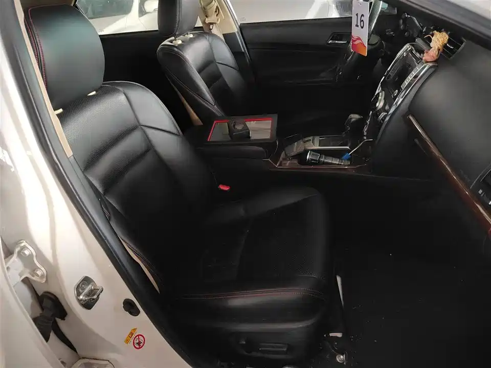Toyota Reiz Toyota Reiz