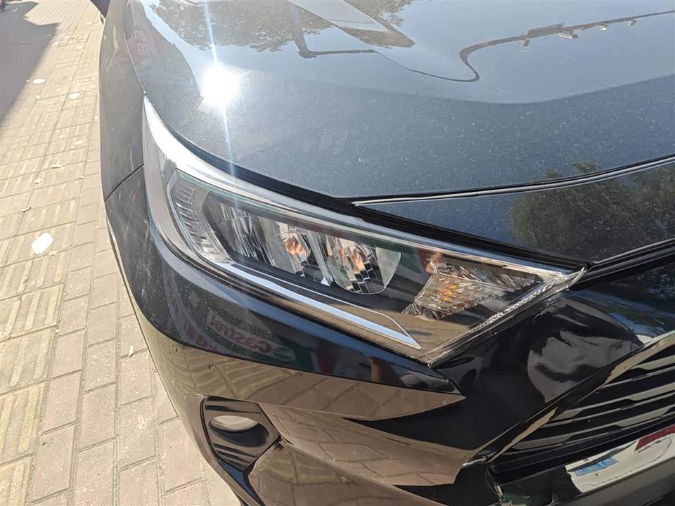 Toyota RAV4 Rongfang