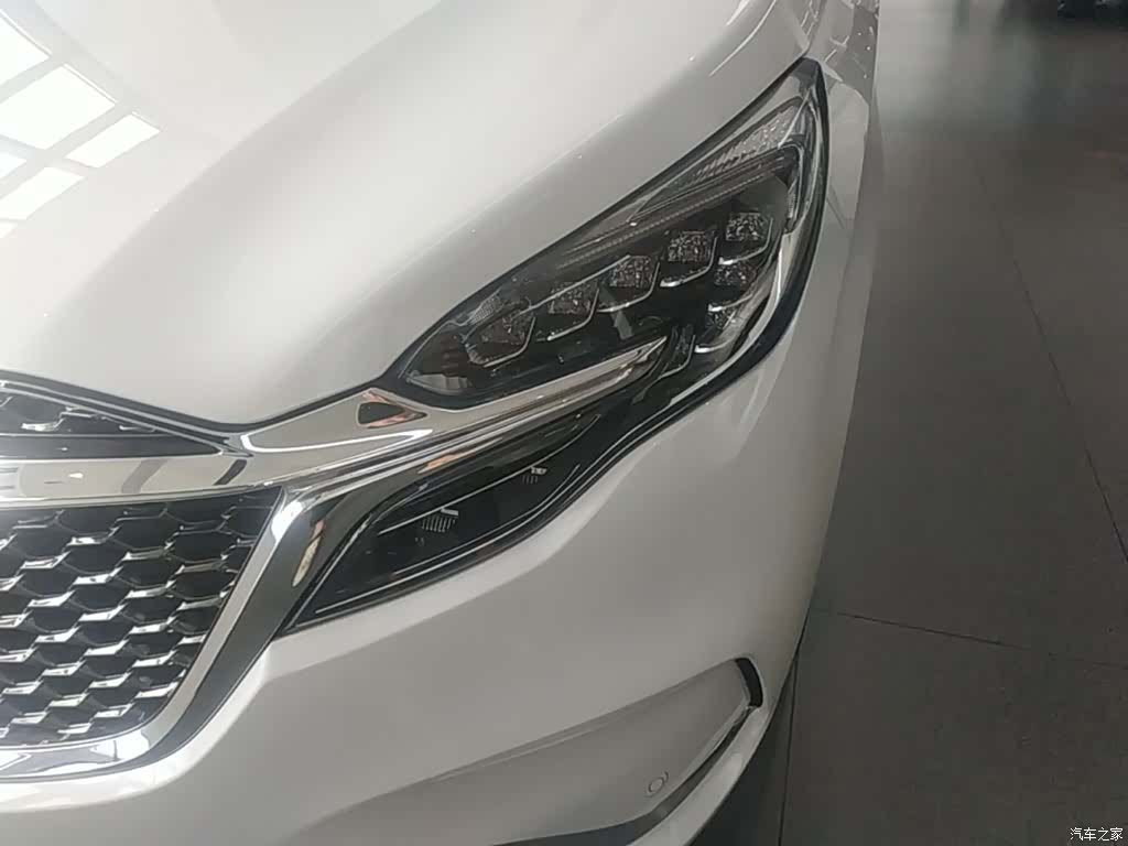 Buick GL8, 2022 24