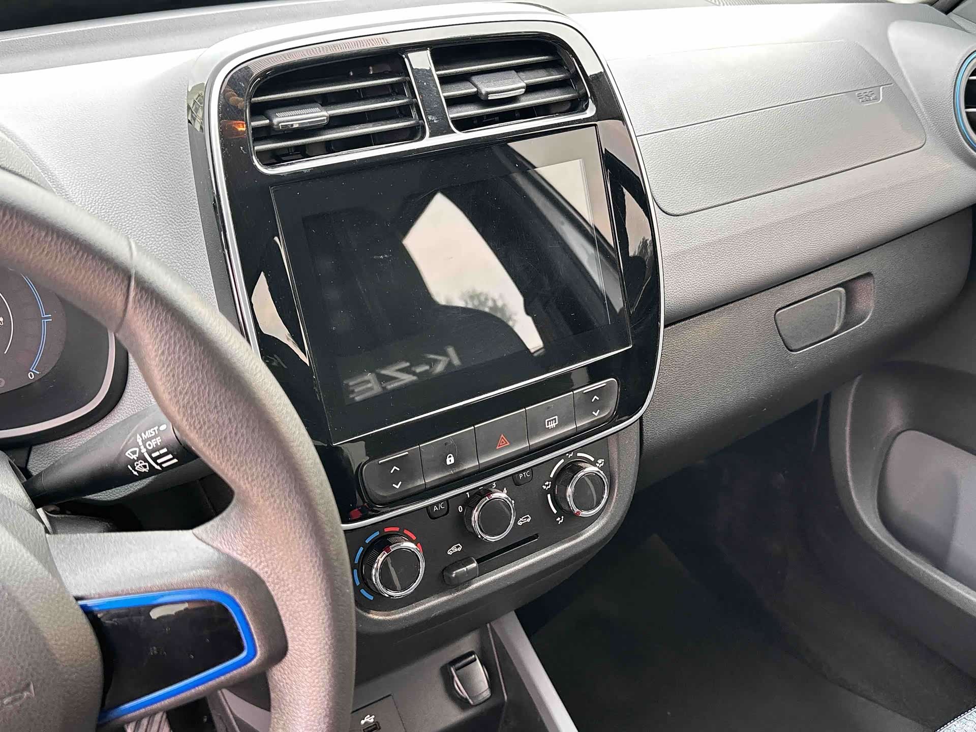 DongFeng e, 2019 11