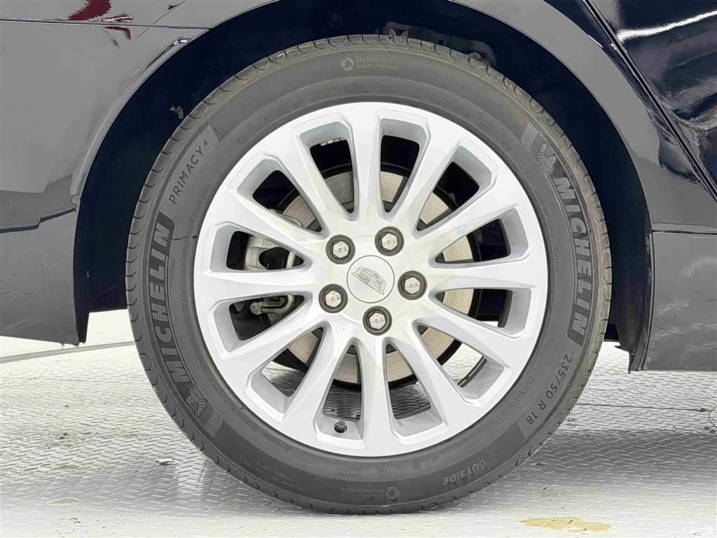 Cadillac XTS, 2018 17