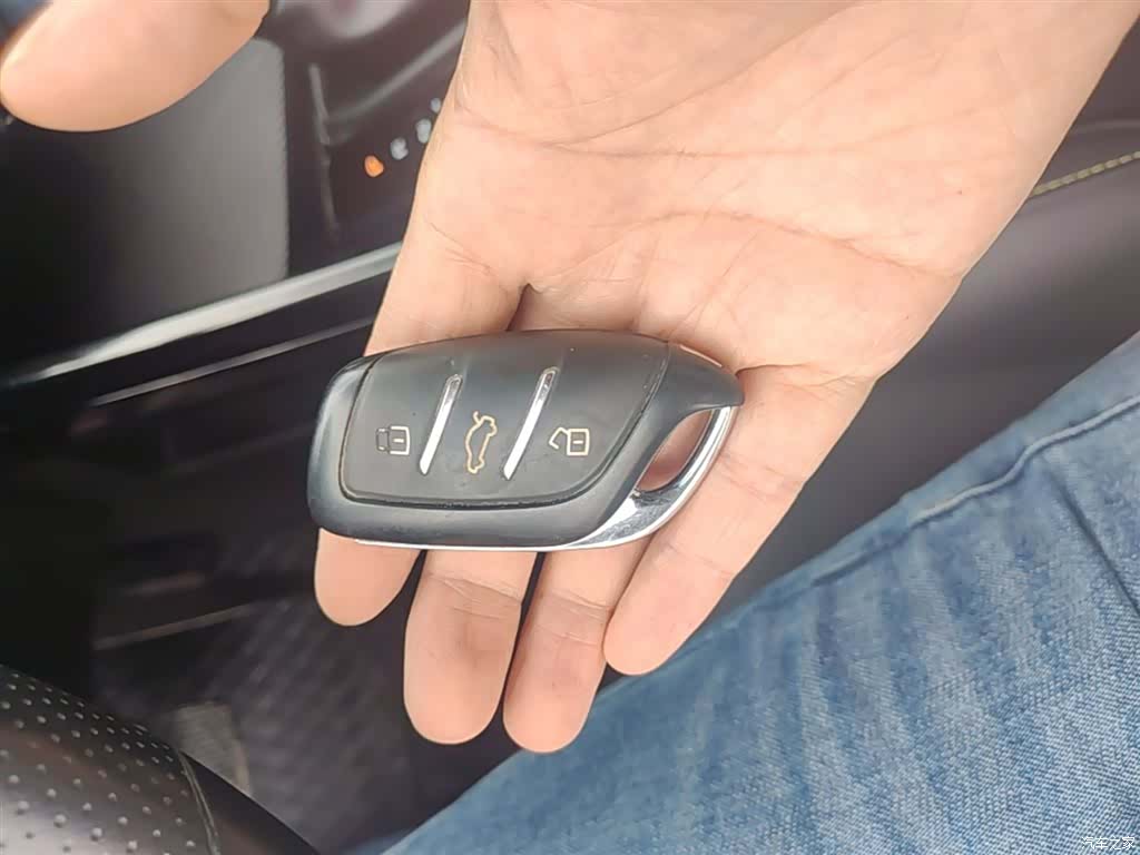 Roewe i5, 2023 9