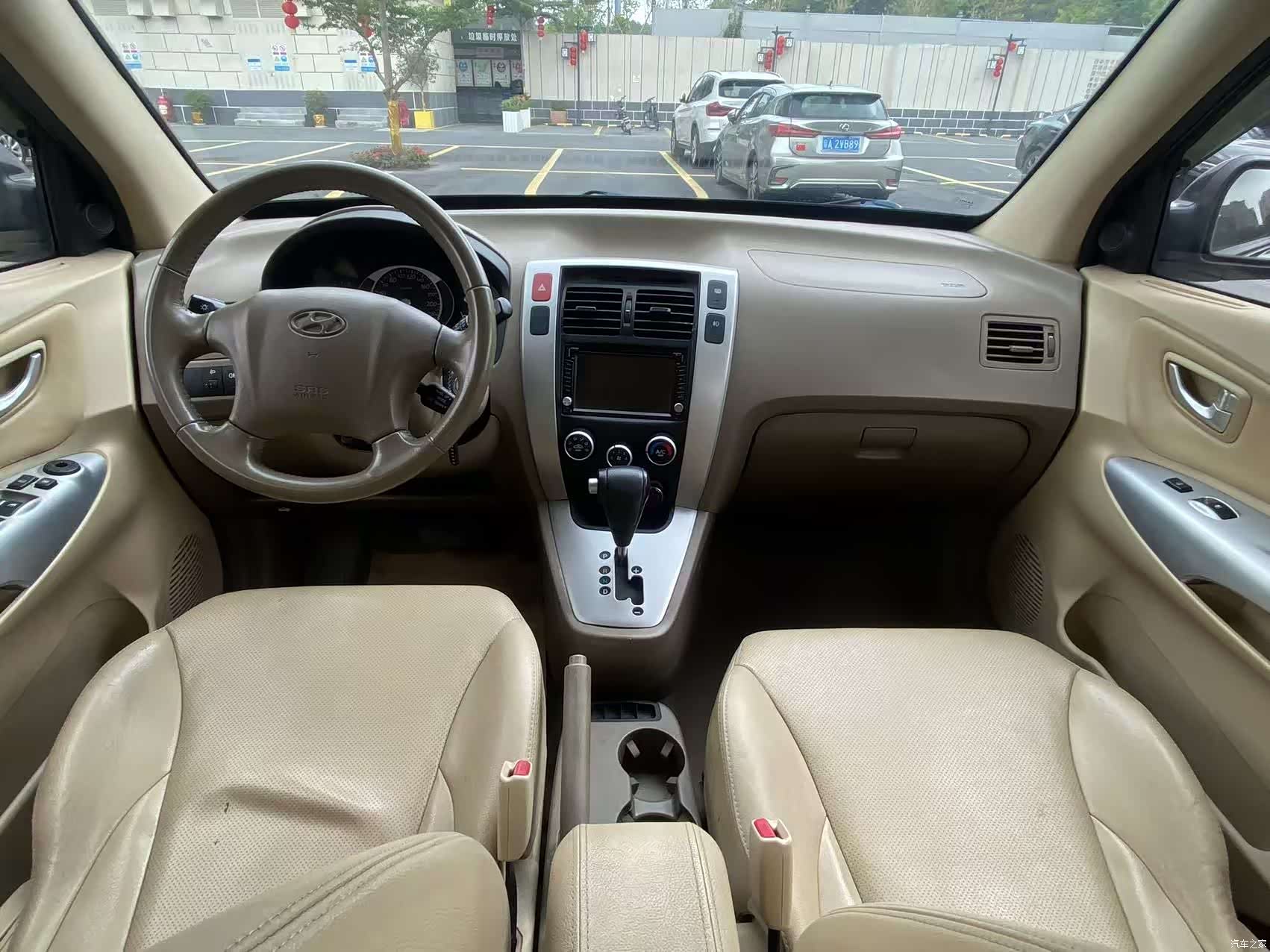 Hyundai Tucson, 2014 16