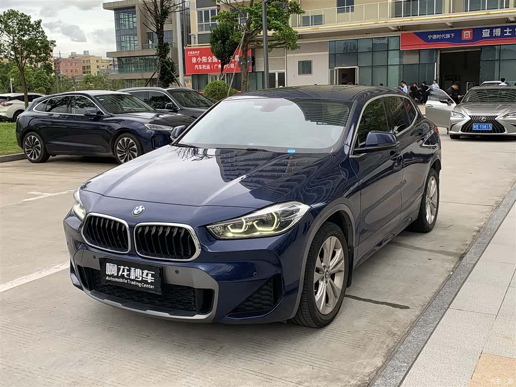 BMW X2