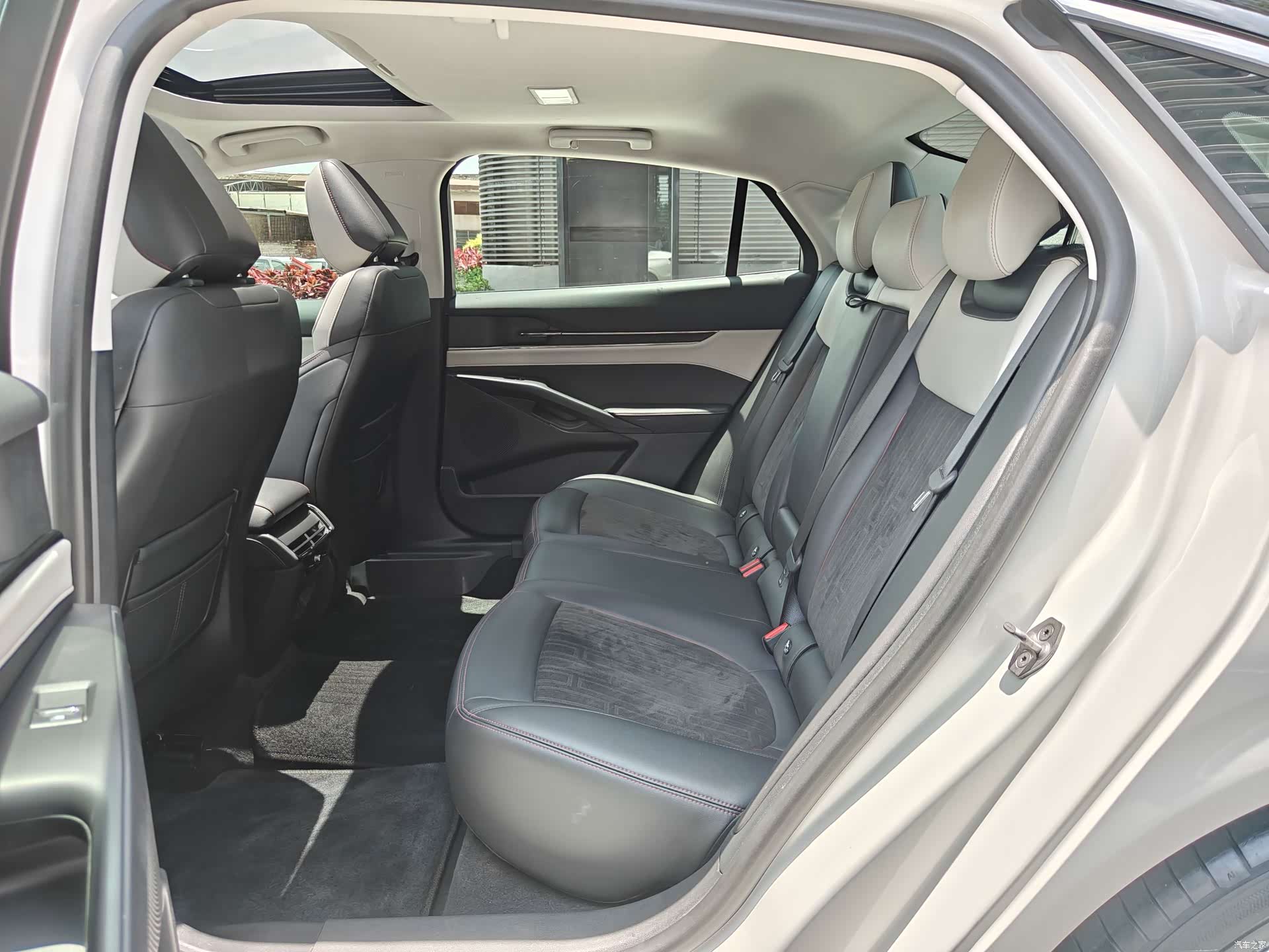 Ford Mondeo, 2022 6