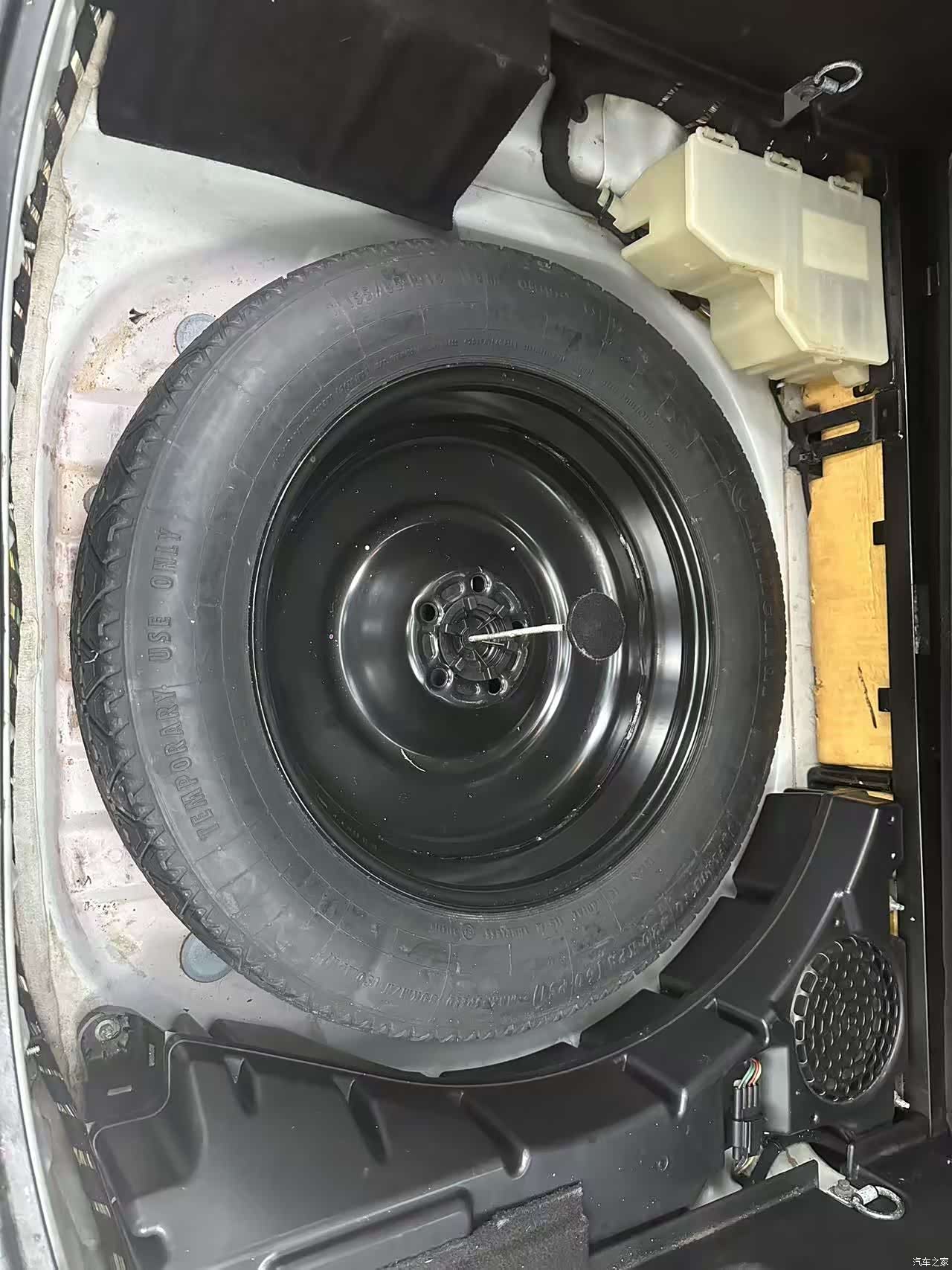 Land Rover Si4, 2014 11