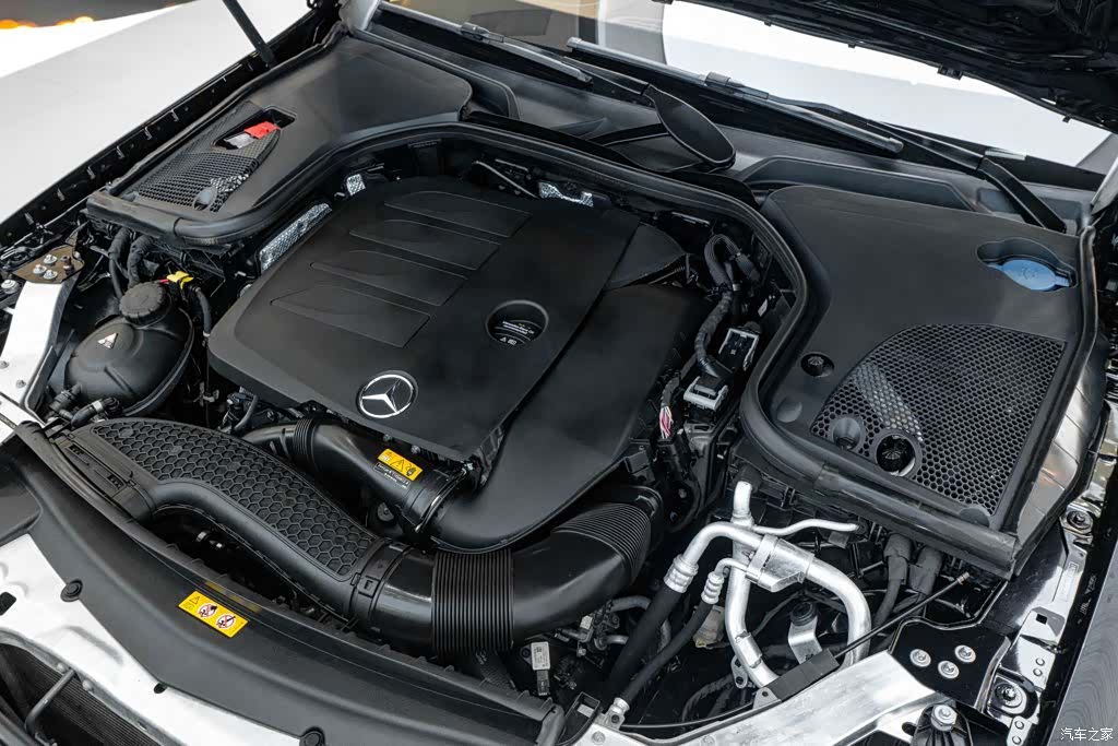 Mercedes-Benz E-Class, 2023 8