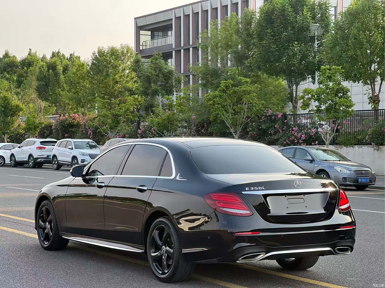 Mercedes-Benz E-Class, 2018 3