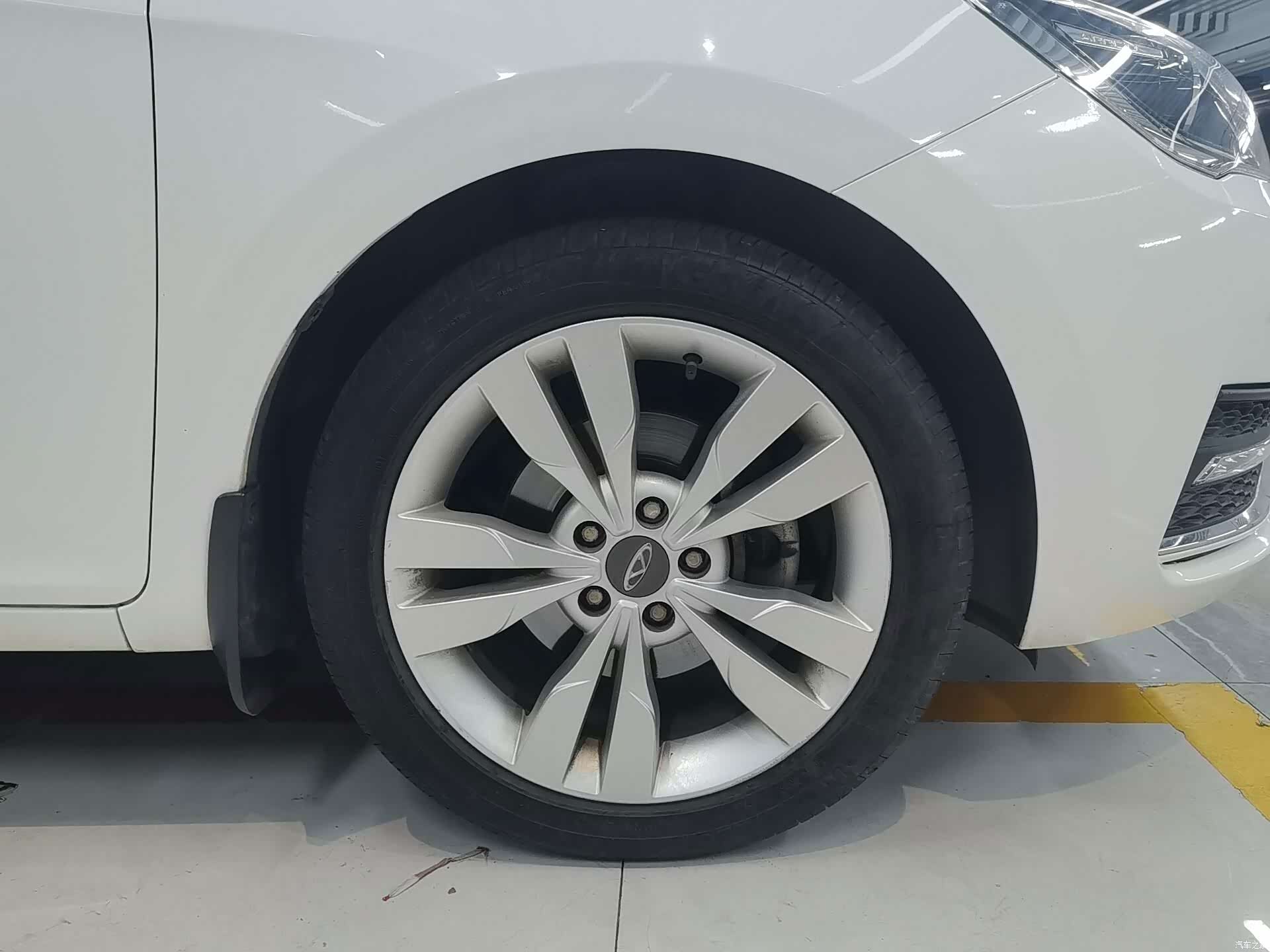 Chery 5, 2016 15